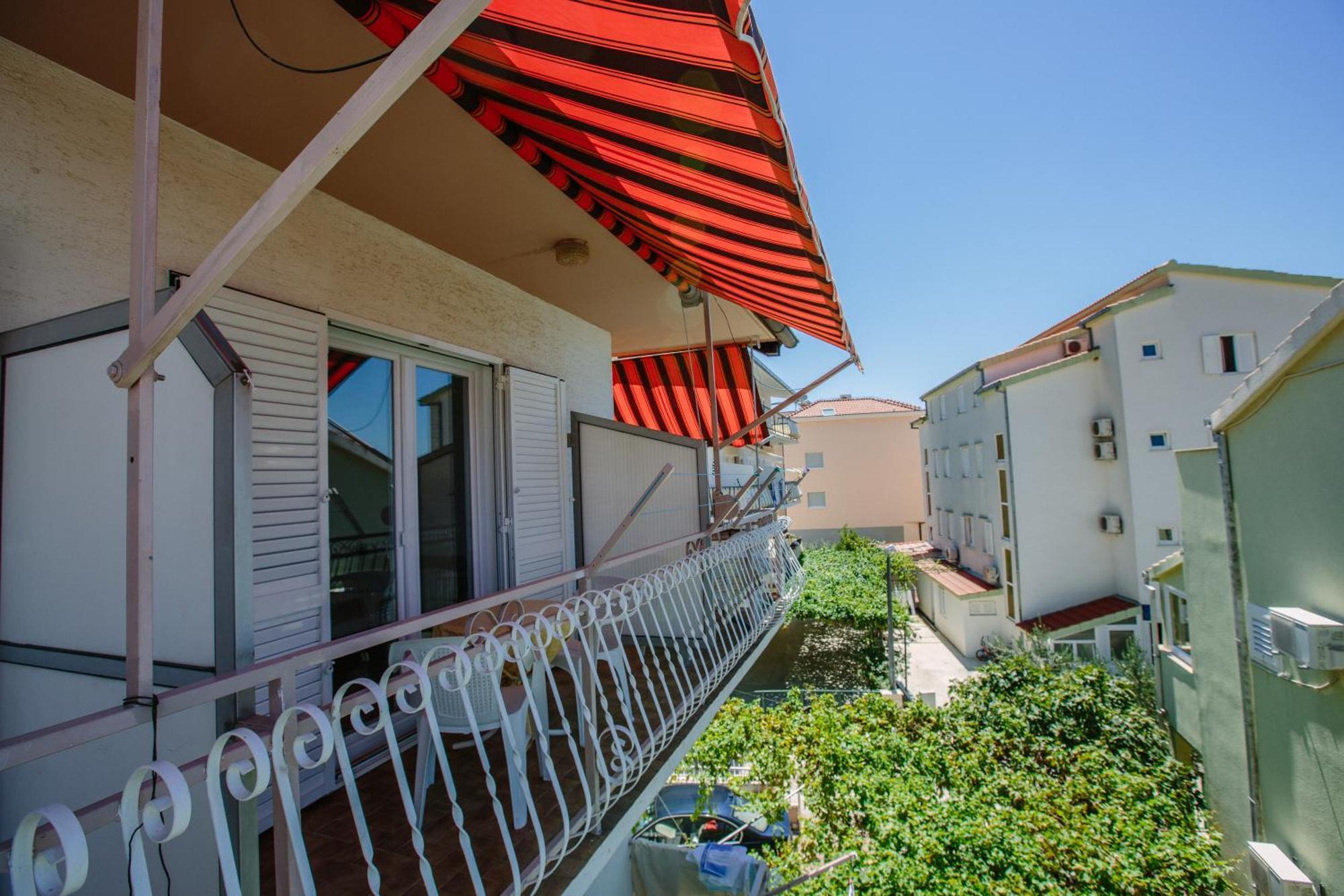 Apartmani Miljak Omiš Habitación foto