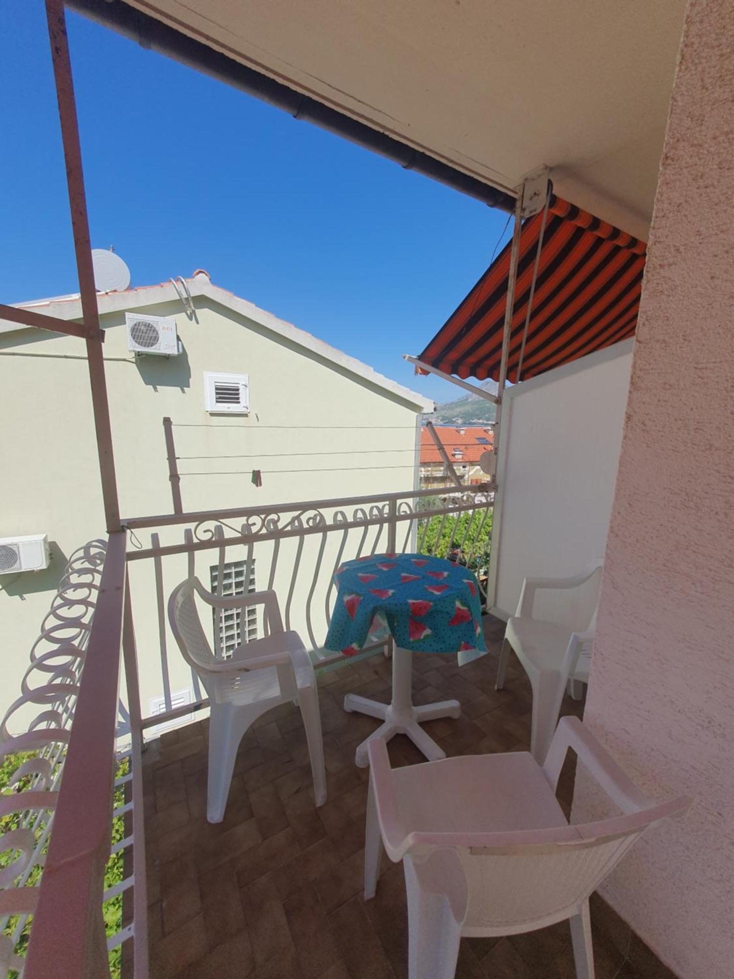 Apartmani Miljak Omiš Habitación foto