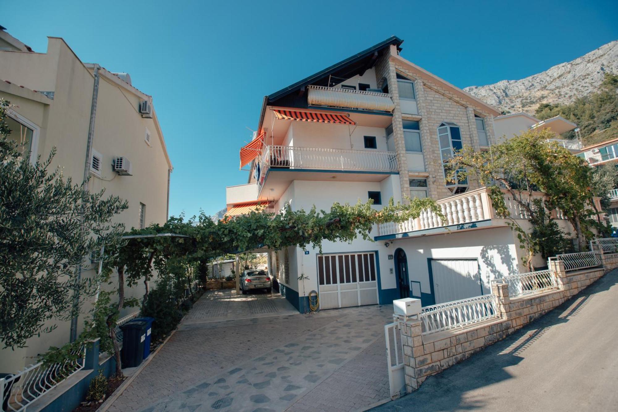 Apartmani Miljak Omiš Exterior foto
